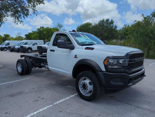 2024 RAM Ram 5500 Chassis Cab RAM 5500 TRADESMAN CHASSIS REGULAR CAB 4X2 84 CA