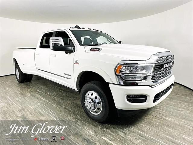 2024 RAM Ram 3500 RAM 3500 LIMITED CREW CAB 4X4 8 BOX