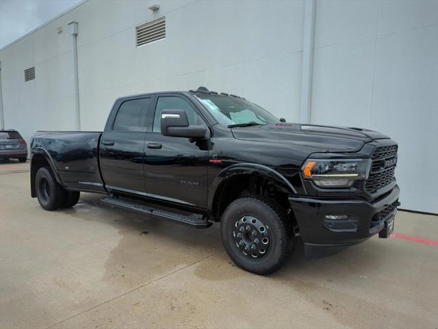 2024 RAM Ram 3500 RAM 3500 LIMITED CREW CAB 4X4 8 BOX