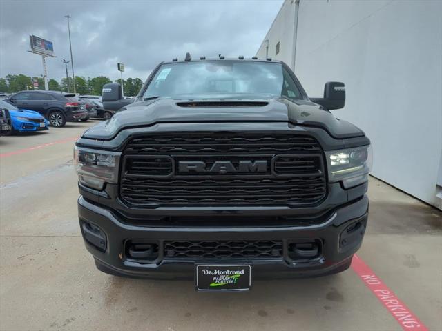 2024 RAM Ram 3500 RAM 3500 LIMITED CREW CAB 4X4 8 BOX