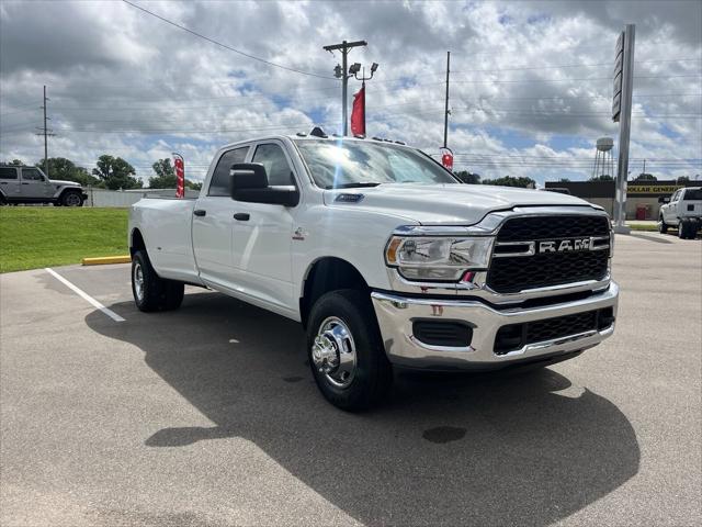 2024 RAM Ram 3500 RAM 3500 TRADESMAN CREW CAB 4X4 8 BOX