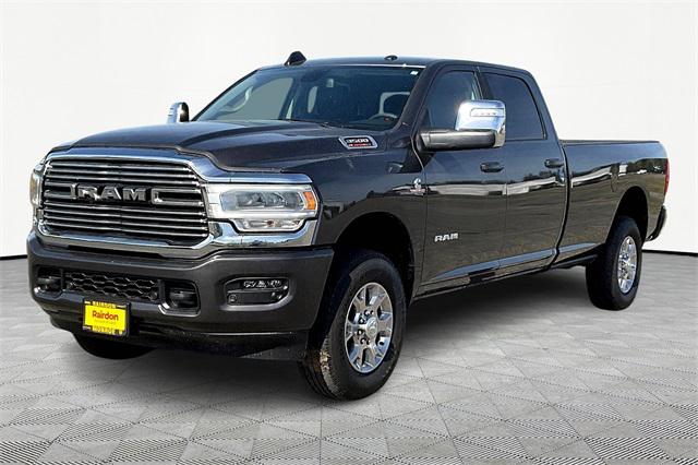 2024 RAM Ram 3500 RAM 3500 LARAMIE CREW CAB 4X4 8 BOX