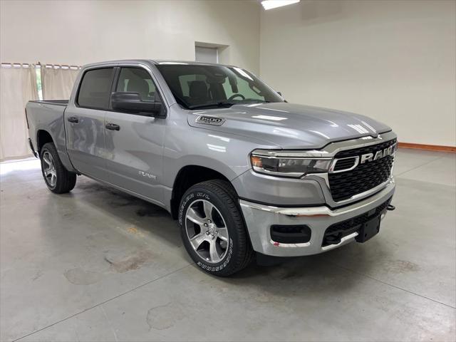 2025 RAM Ram 1500 RAM 1500 TRADESMAN CREW CAB 4X4 57 BOX