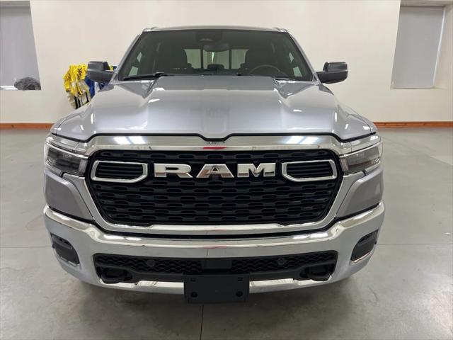 2025 RAM Ram 1500 RAM 1500 TRADESMAN CREW CAB 4X4 57 BOX