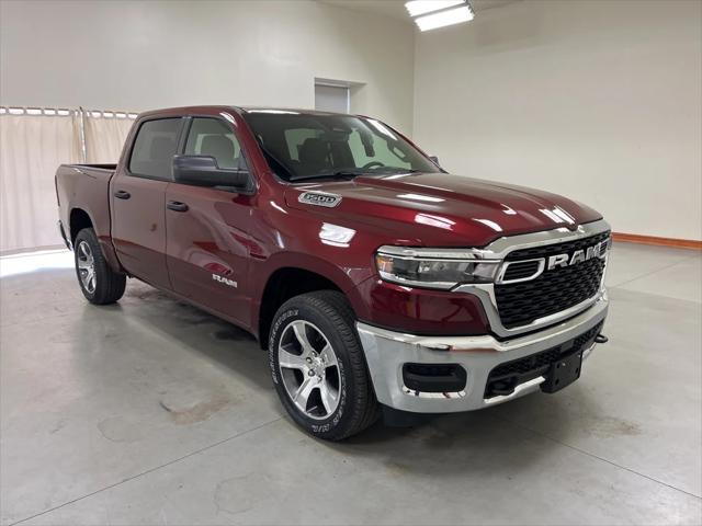 2025 RAM Ram 1500 RAM 1500 TRADESMAN CREW CAB 4X4 57 BOX