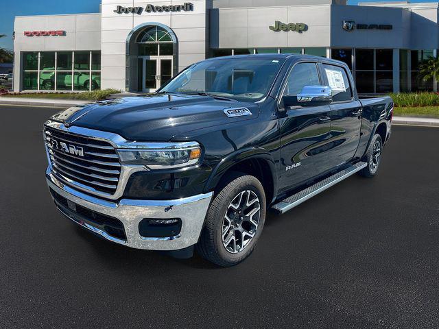 2025 RAM Ram 1500 RAM 1500 LARAMIE CREW CAB 4X4 64 BOX