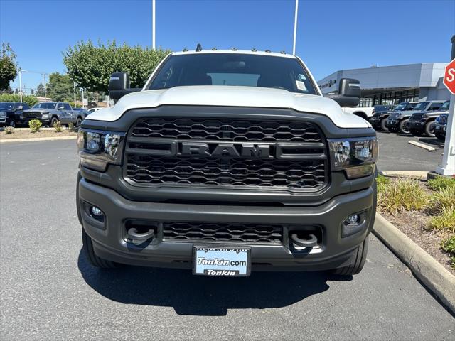 2024 RAM Ram 4500 Chassis Cab RAM 4500 TRADESMAN CHASSIS CREW CAB 4X4 84 CA