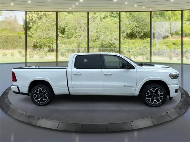 2025 RAM Ram 1500 RAM 1500 LARAMIE CREW CAB 4X4 64 BOX