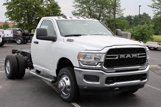 2024 RAM Ram 3500 Chassis Cab RAM 3500 TRADESMAN CHASSIS REGULAR CAB 4X4 60 CA 2024 RAM Ram 3500 Chassis Cab RAM 3500 TRADESMAN CHASSIS REGULAR CAB 4X4 60 CA
