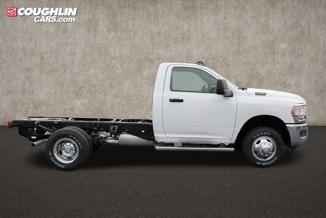 2024 RAM Ram 3500 Chassis Cab RAM 3500 TRADESMAN CHASSIS REGULAR CAB 4X4 60 CA 2024 RAM Ram 3500 Chassis Cab RAM 3500 TRADESMAN CHASSIS REGULAR CAB 4X4 60 CA