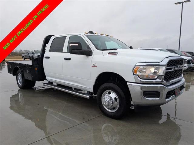 2024 RAM Ram 3500 Chassis Cab RAM 3500 TRADESMAN CREW CAB CHASSIS 4X4 60 CA
