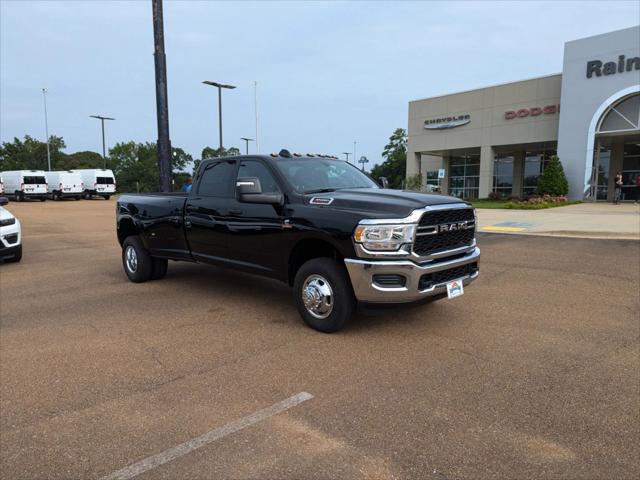 2024 RAM Ram 3500 RAM 3500 TRADESMAN CREW CAB 4X4 8 BOX