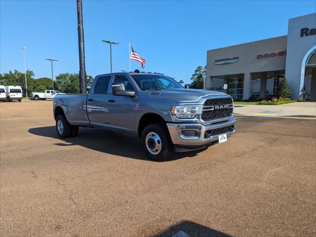 2024 RAM Ram 3500 RAM 3500 TRADESMAN CREW CAB 4X4 8 BOX