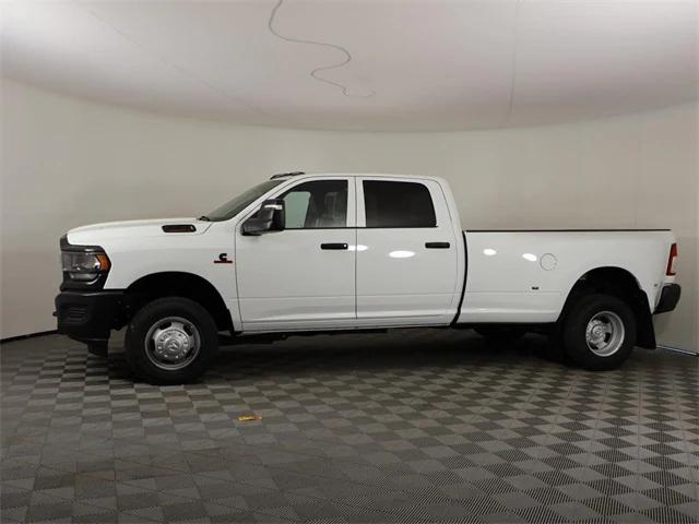 2024 RAM Ram 3500 RAM 3500 TRADESMAN CREW CAB 4X4 8 BOX