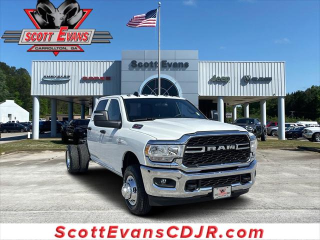 2024 RAM Ram 3500 Chassis Cab RAM 3500 TRADESMAN CREW CAB CHASSIS 4X4 60 CA