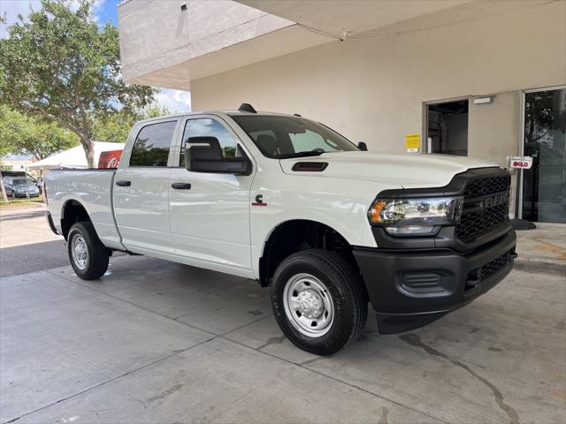 2024 RAM Ram 2500 RAM 2500 TRADESMAN CREW CAB 4X4 64 BOX