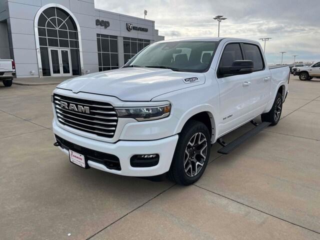 2025 RAM Ram 1500 RAM 1500 LARAMIE CREW CAB 4X4 57 BOX