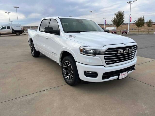 2025 RAM Ram 1500 RAM 1500 LARAMIE CREW CAB 4X4 57 BOX