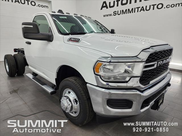 2024 RAM Ram 3500 Chassis Cab RAM 3500 TRADESMAN CHASSIS REGULAR CAB 4X4 60 CA