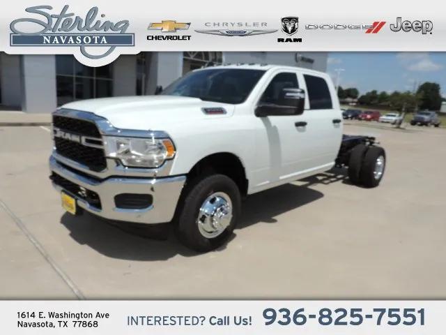 2024 RAM Ram 3500 Chassis Cab RAM 3500 TRADESMAN CREW CAB CHASSIS 4X4 60 CA