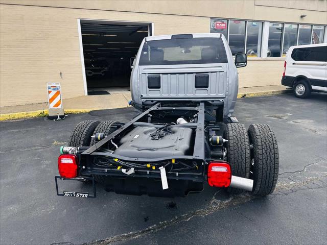 2024 RAM Ram 3500 Chassis Cab RAM 3500 TRADESMAN CHASSIS REGULAR CAB 4X4 60 CA