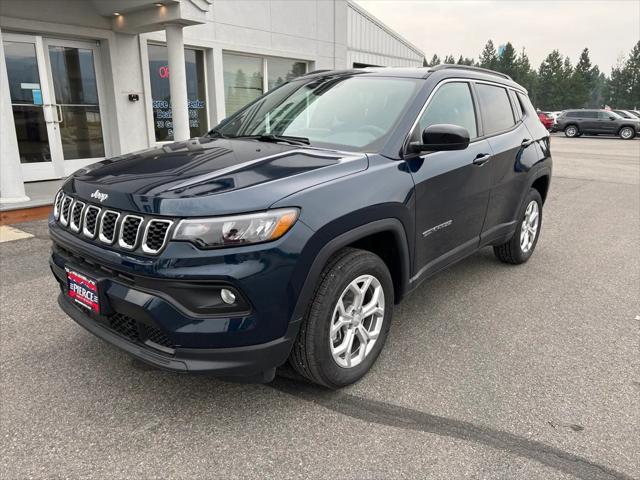 2024 Jeep Compass COMPASS LATITUDE 4X4