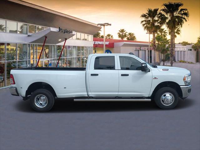 2024 RAM Ram 3500 RAM 3500 TRADESMAN CREW CAB 4X4 8 BOX