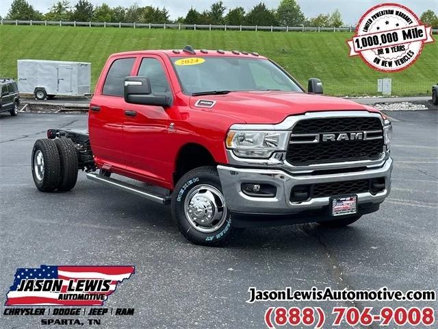 2024 RAM Ram 3500 Chassis Cab RAM 3500 TRADESMAN CREW CAB CHASSIS 4X4 60 CA