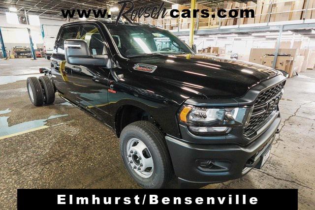2024 RAM Ram 3500 Chassis Cab RAM 3500 TRADESMAN CREW CAB CHASSIS 4X4 60 CA