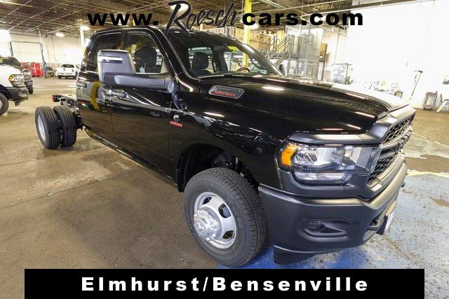 2024 RAM Ram 3500 Chassis Cab RAM 3500 TRADESMAN CREW CAB CHASSIS 4X4 60 CA
