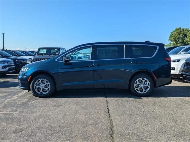 2024 Chrysler Pacifica PACIFICA LIMITED AWD