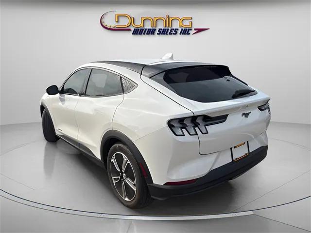 2022 Ford Mustang Mach-E Select