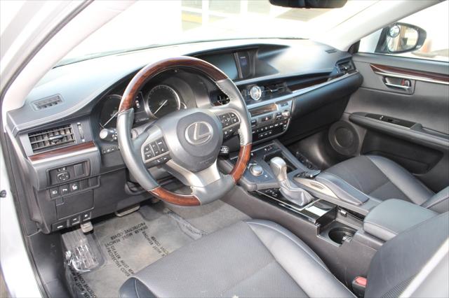 2016 Lexus ES 350 350