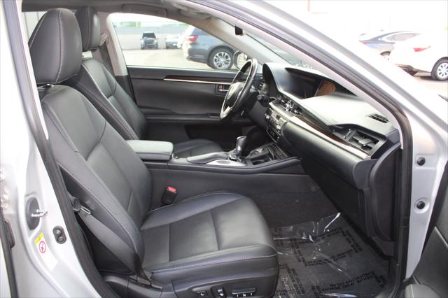 2016 Lexus ES 350 350