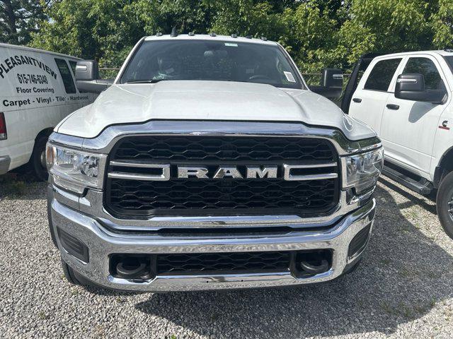 2024 RAM Ram 5500 Chassis Cab RAM 5500 TRADESMAN CHASSIS CREW CAB 4X4 84 CA