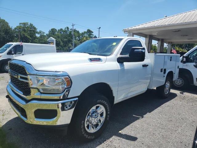 2023 RAM Ram 3500 RAM 3500 TRADESMAN REGULAR CAB 4X4 8 BOX