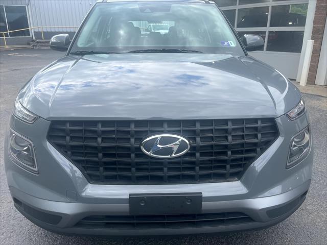 2022 Hyundai Venue SE