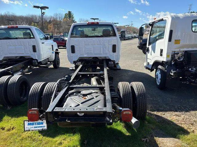 2024 Chevrolet Silverado 6500HD 1WT