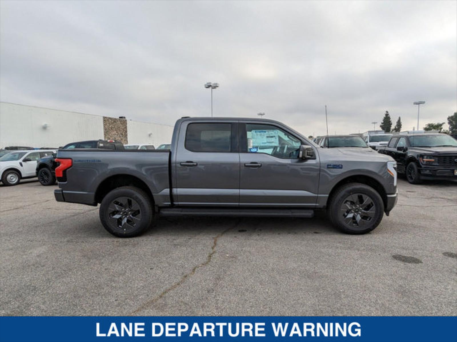 2024 Ford F-150 Lightning Lariat