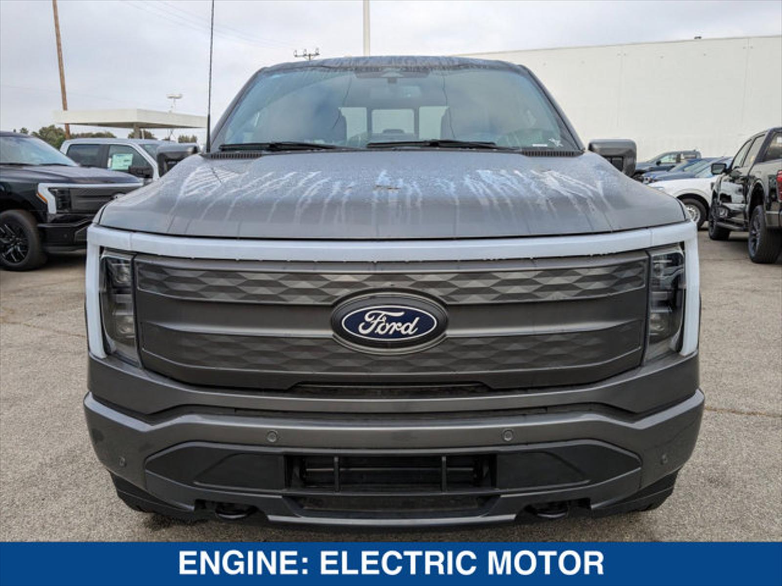 2024 Ford F-150 Lightning Lariat