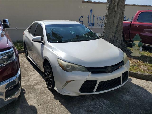 2016 Toyota Camry SE