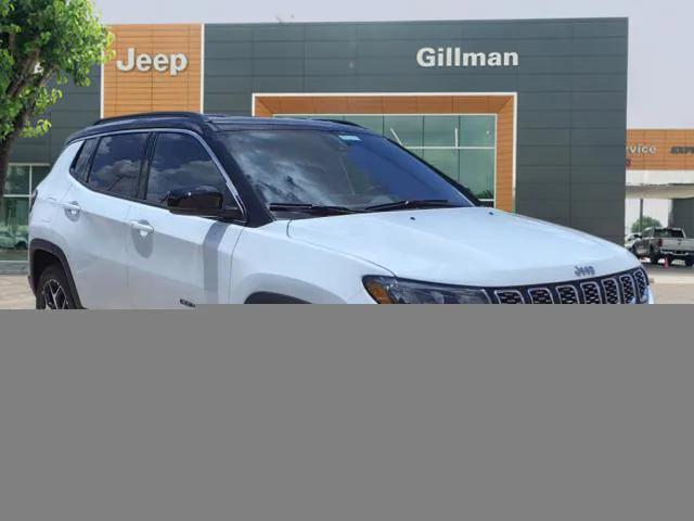 2024 Jeep Compass COMPASS LIMITED 4X4