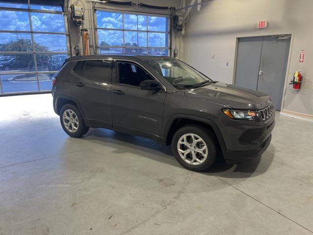 2024 Jeep Compass COMPASS SPORT 4X4