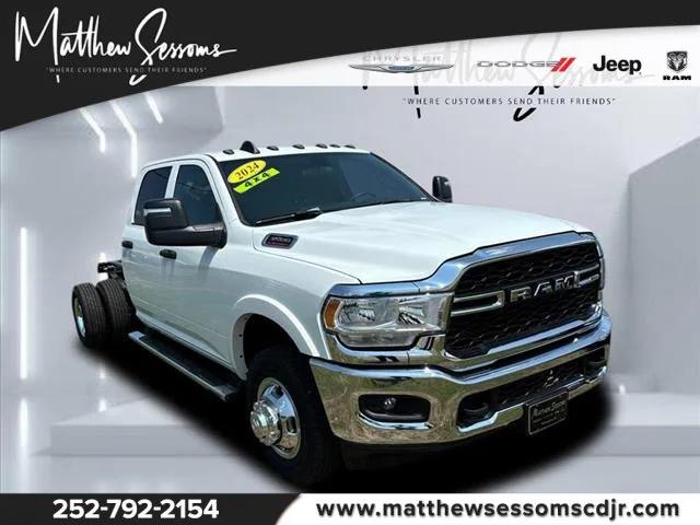 2024 RAM Ram 3500 Chassis Cab RAM 3500 TRADESMAN CREW CAB CHASSIS 4X4 60 CA