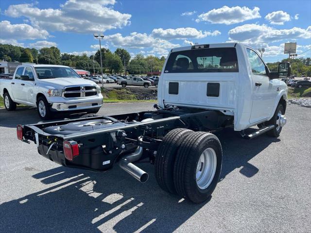 2024 RAM Ram 3500 Chassis Cab RAM 3500 TRADESMAN CHASSIS REGULAR CAB 4X4 60 CA