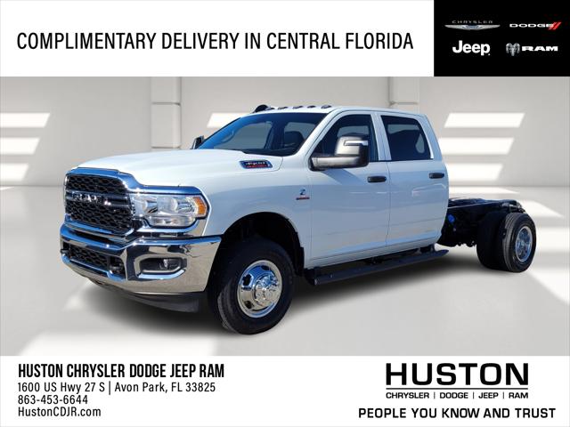 2024 RAM Ram 3500 Chassis Cab RAM 3500 TRADESMAN CREW CAB CHASSIS 4X4 60 CA