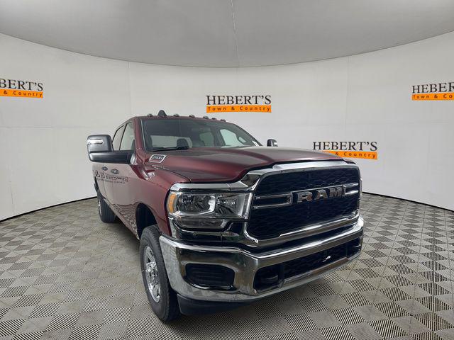 2024 RAM Ram 2500 RAM 2500 TRADESMAN CREW CAB 4X4 8 BOX