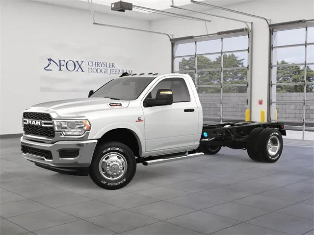 2024 RAM Ram 3500 Chassis Cab RAM 3500 TRADESMAN CHASSIS REGULAR CAB 4X4 84 CA