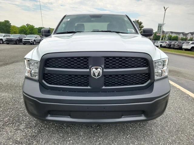 2024 RAM Ram 1500 Classic RAM 1500 CLASSIC TRADESMAN QUAD CAB 4X4 64 BOX