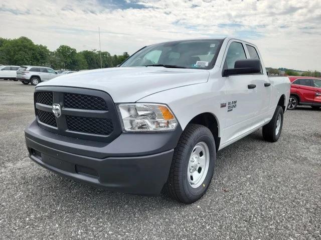 2024 RAM Ram 1500 Classic RAM 1500 CLASSIC TRADESMAN QUAD CAB 4X4 64 BOX